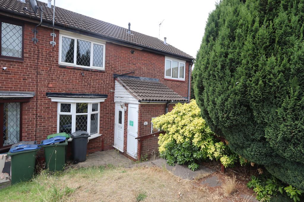 Livingstone Road, West Bromwich 2 bed terraced house £795 pcm (£183 pw)
