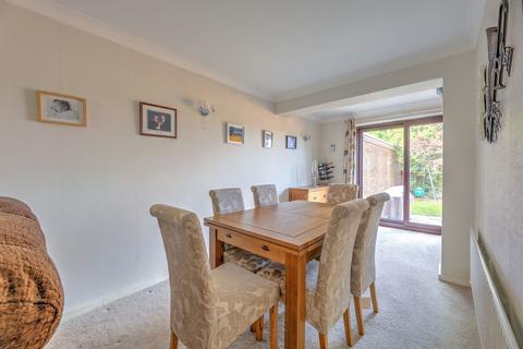 3 bedroom end of terrace house for sale - Rowood Drive, Solihull