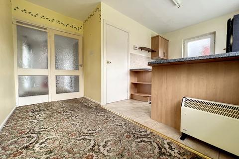 15 Gleneagles Avenue, Hoddlesden, Darwen, BB3 3LP
