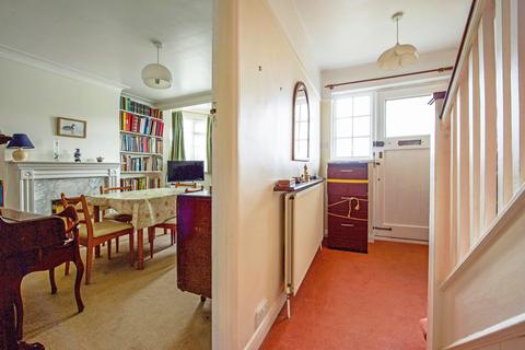 171 Dukes Avenue, Richmond, TW10 7YH