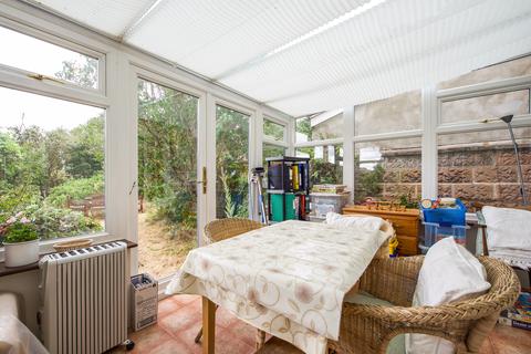171 Dukes Avenue, Richmond, TW10 7YH