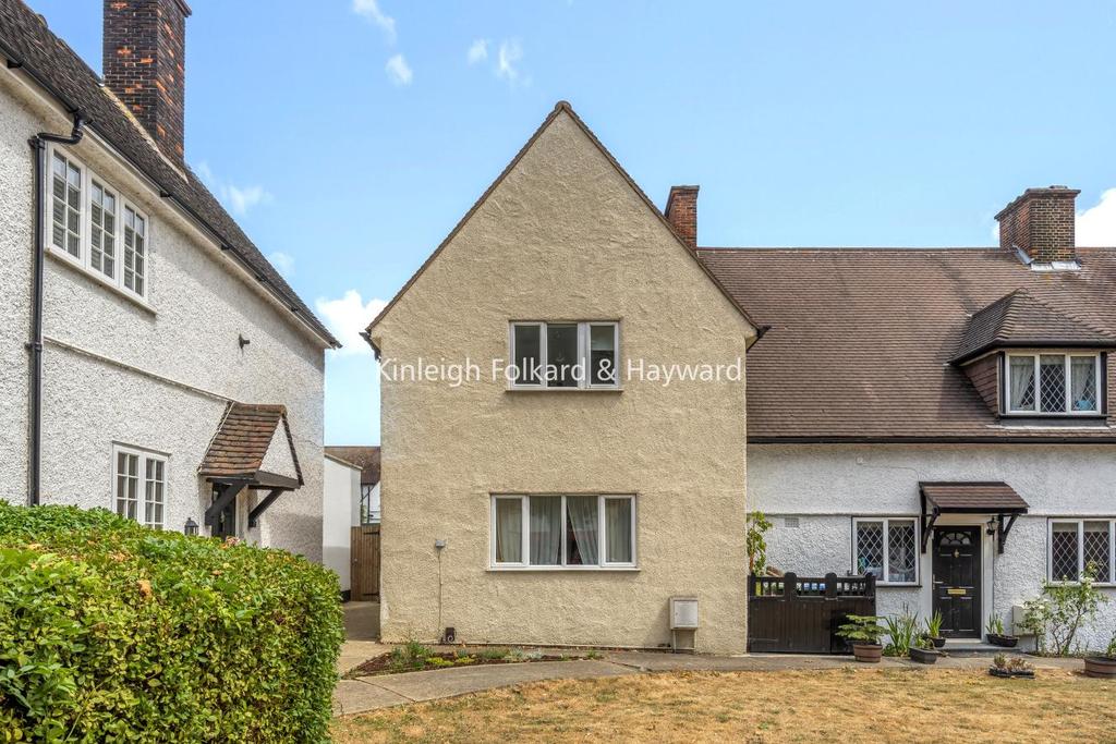 Well Hall Road, Eltham 3 bed end of terrace house £475,000