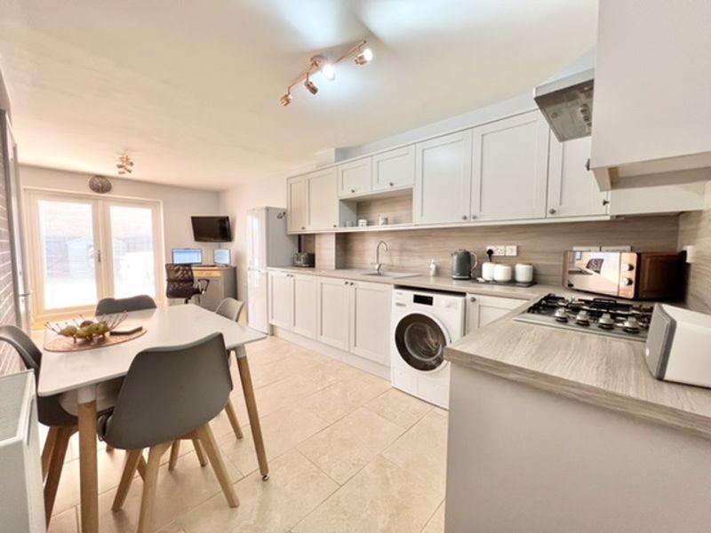 Kitchen diner living
