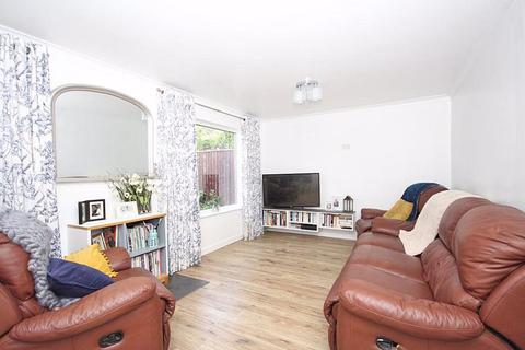 37 Louth Road, Holton Le Clay, Grimsby, DN36 5EA