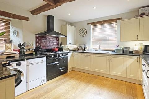 12 Fore Street, Ide, Exeter, EX2 9RQ