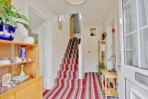 10 Boughton Close, Worcester, WR2 5ED