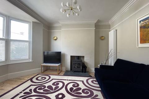 3 bedroom terraced house for sale - The Crescent, Truro