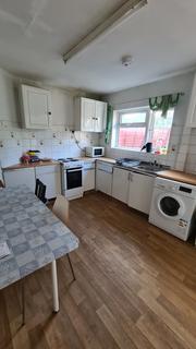 4 bedroom end of terrace house to rent, Gerard Avenue, Coventry, CV4
