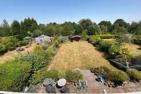 19 Irnham Road, Sutton Coldfield, B74 2TN