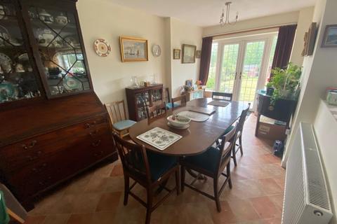 19 Irnham Road, Sutton Coldfield, B74 2TN
