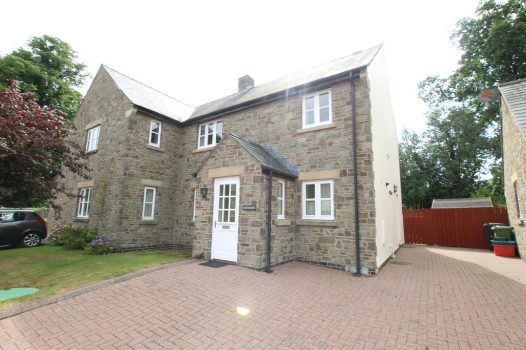 Captains Field, Llanfrynach, Brecon, LD3 3 bed semidetached house £