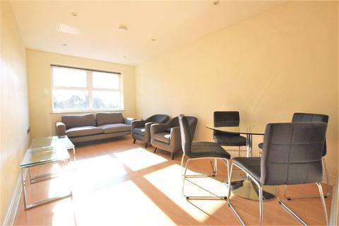 2 bedroom apartment to rent, Elmhurst Court, Heathcote Road, Camberley, Surrey, GU15
