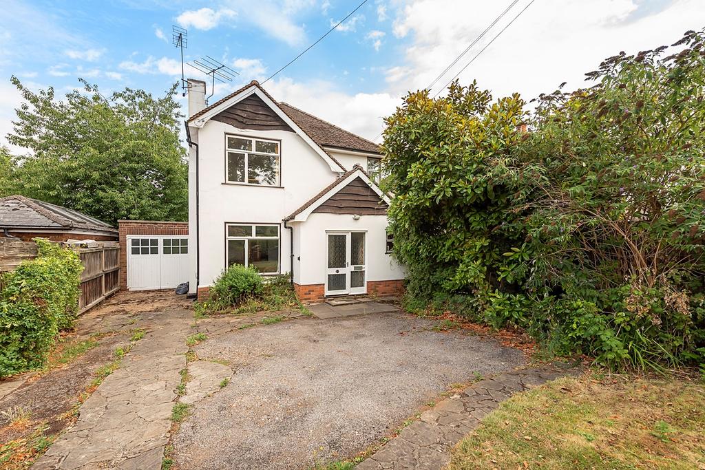 Wymondley Road, Hitchin, SG4 3 bed detached house £900,000