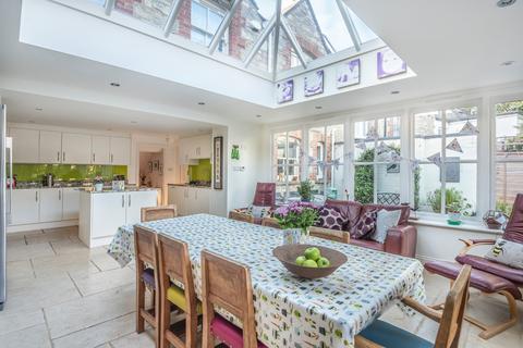 3 bedroom end of terrace house for sale - Old Headington, Oxford