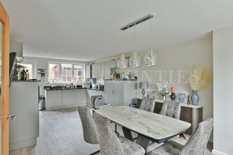 undefined, Cherry Tree Lane, Potters Bar, EN6