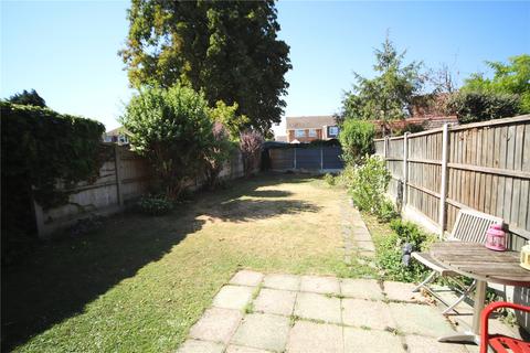 4 bedroom semi-detached house for sale - Second Avenue, Stanford-le-Hope, Essex, SS17