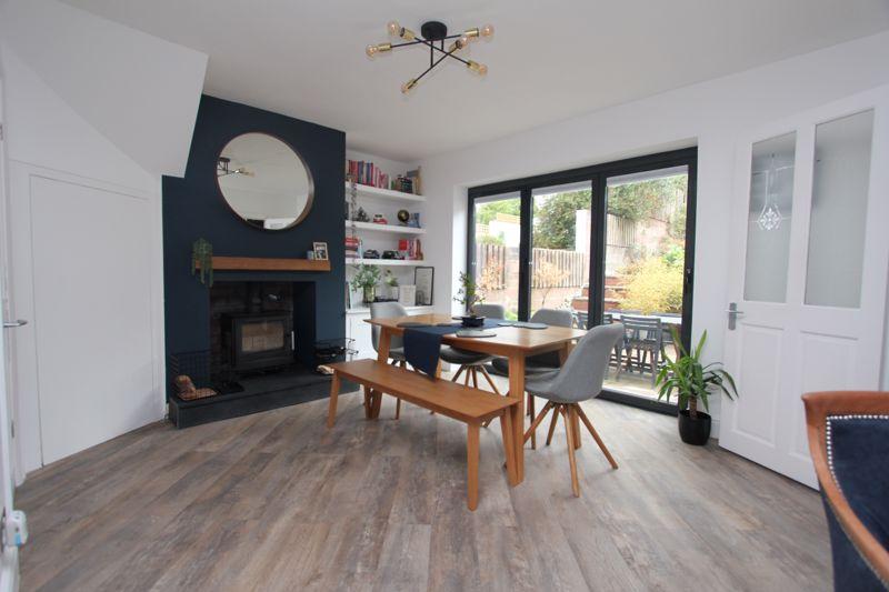 St. Pauls Avenue, Barry 3 bed semidetached house £295,000