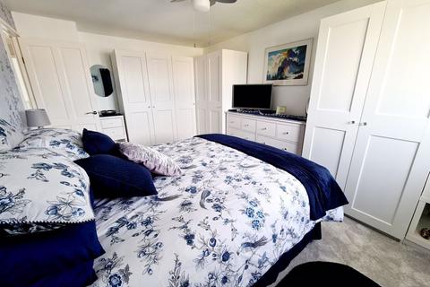 25 Beech Road, Callington, PL17 7JA
