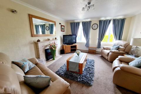 25 Beech Road, Callington, PL17 7JA