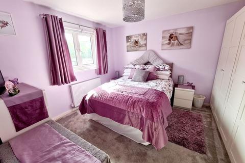 25 Beech Road, Callington, PL17 7JA
