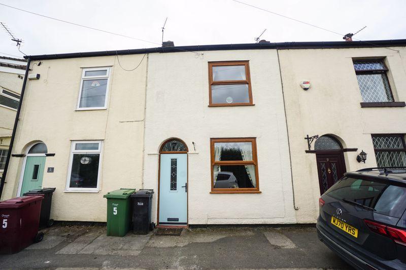 Chulsey Gate Lane, Chew Moor 2 bed terraced house £795 pcm (£183 pw)