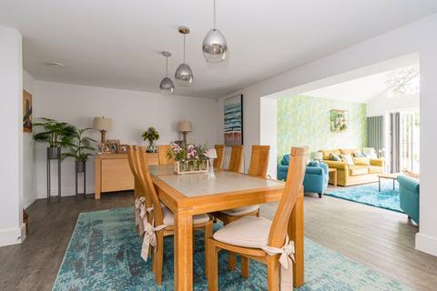 4 Barrow Close, Marcham, Abingdon, OX13 6TY
