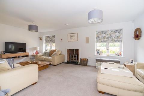 4 Barrow Close, Marcham, Abingdon, OX13 6TY