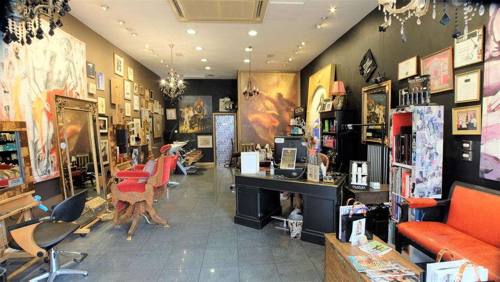 Finchley Road, London Retail property (high street) £1,833 pcm (£423 pw)