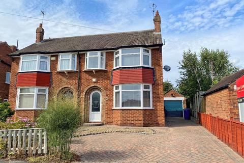 3 bedroom semi-detached house for sale - The Spinney, Cottingham