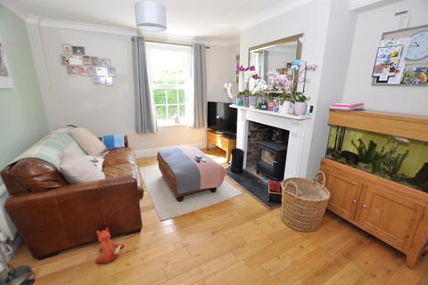Llwyn-ty-gwyn Spring Gardens, Whitland, SA34 0HR