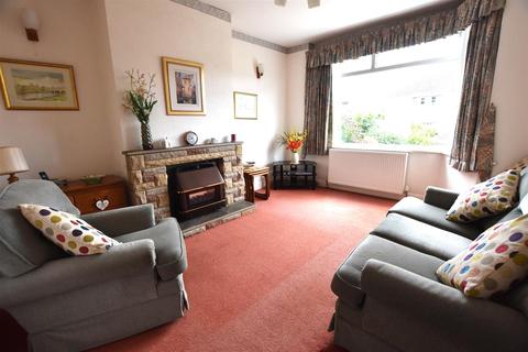 6 Meadow Road, Worcester, WR3 7PP
