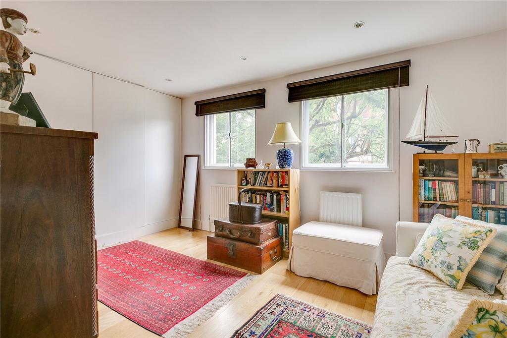 Reception/Bedroom
