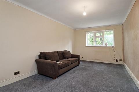 1 bedroom apartment for sale - Maple Road, Brooklands