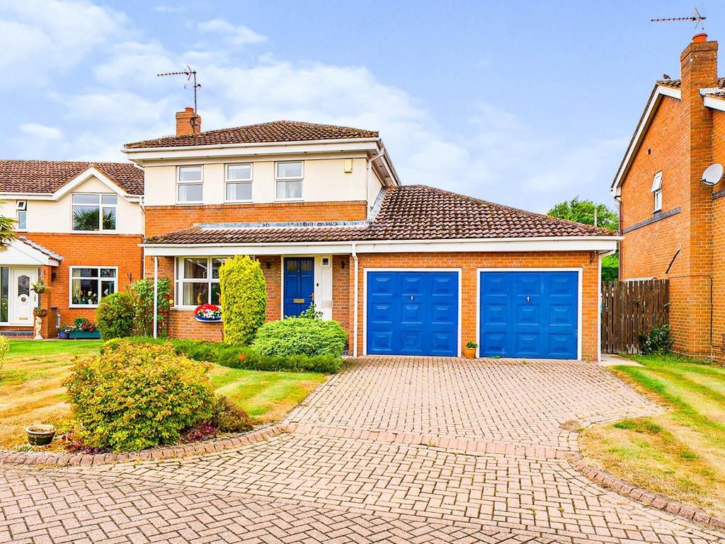 Beech Grove, Nafferton, Driffield 4 bed detached house £325,000
