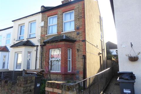 106 Grove Road, Hounslow, TW3 3PT