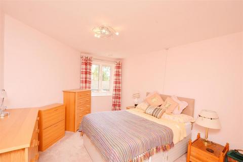 1 bedroom apartment for sale - Wardington Court, Welford Rd, Northampton NN2 8FR