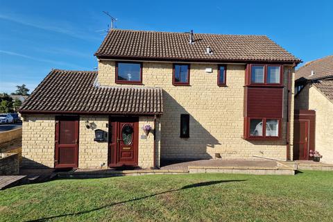 4 bedroom detached house for sale - Pheasant Way | Cirencester | GL7 1BL