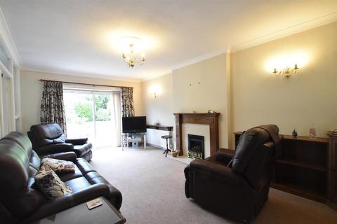 40 Cornwall Drive, Bayston Hill, Shrewsbury, SY3 0ER