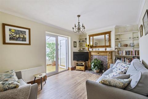 Trevarron Barrack Lane, Truro, TR1 2DS