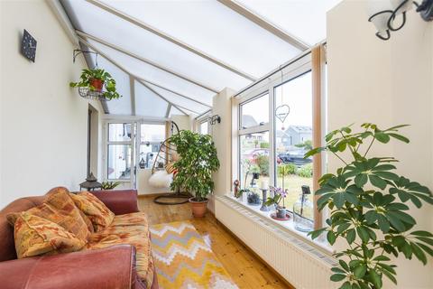 Trevarron Barrack Lane, Truro, TR1 2DS