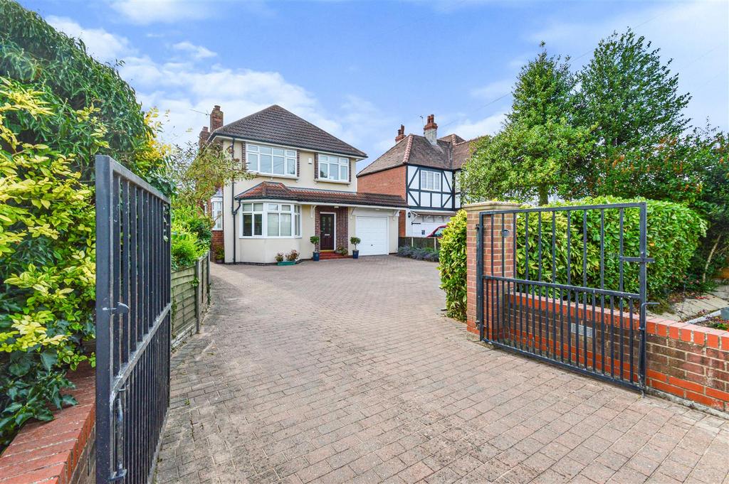 Beverley Road, Kirk Ella, Hull 4 bed detached house £525,000