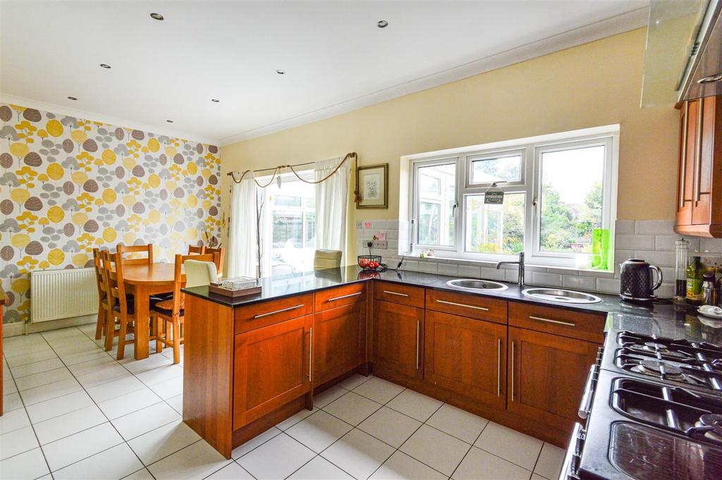 Beverley Road, Kirk Ella, Hull 4 bed detached house £525,000