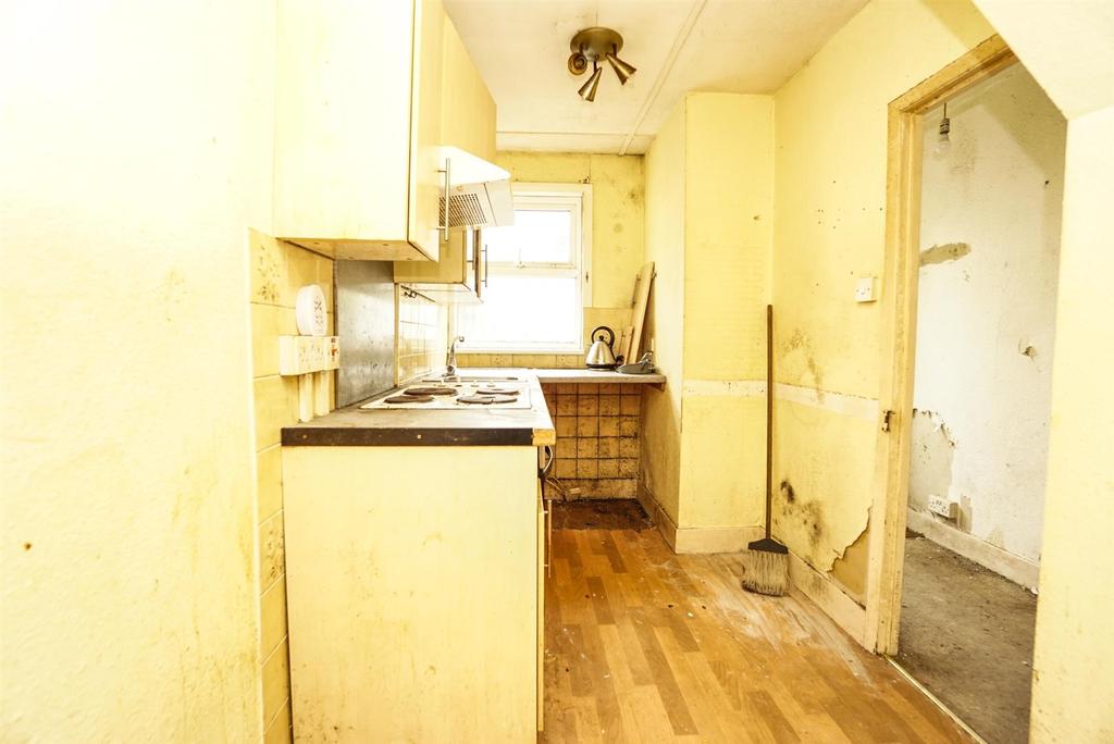 Shepherd Street, St. LeonardsOnSea 2 bed cottage £210,000