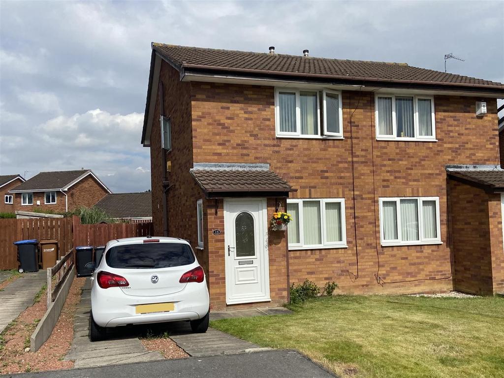 Brook Close, Newton Aycliffe 2 bed semidetached house £650 pcm (£150 pw)