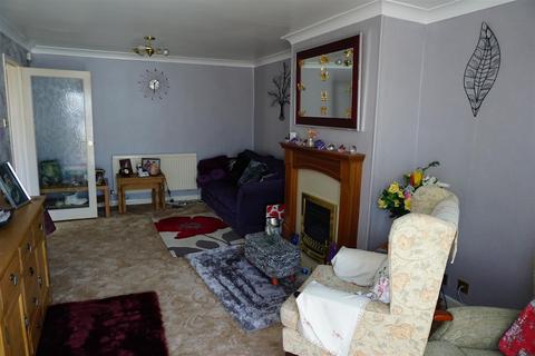2 bedroom bungalow for sale - Trowbridge