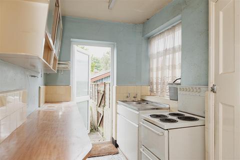64 Sandcross Lane, Reigate, RH2 8EY