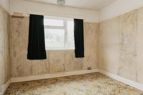 64 Sandcross Lane, Reigate, RH2 8EY