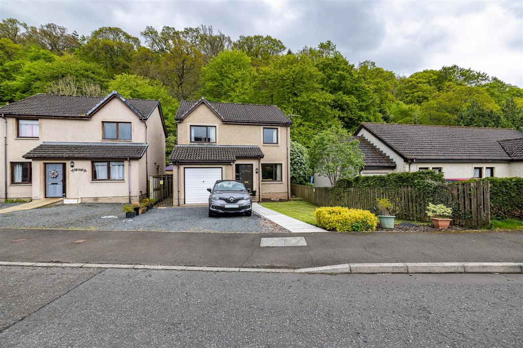 25 Acorn Drive, Earlston 3 bed detached house £248,500