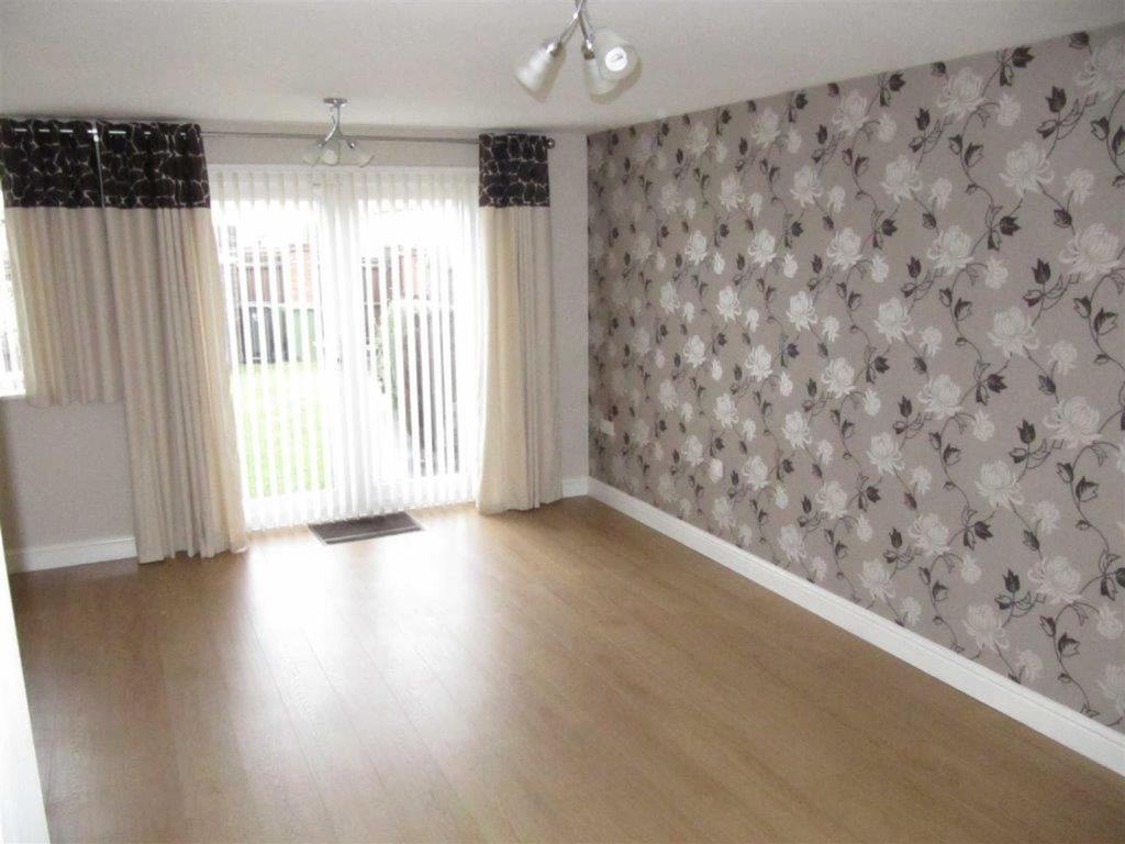 Hatters Court, Bedworth 2 bed terraced house £750 pcm (£173 pw)