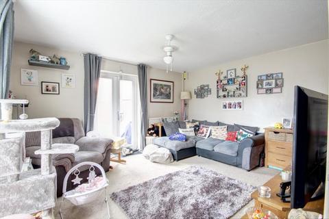 34 Ash Grove, Evesham, WR11 1XN